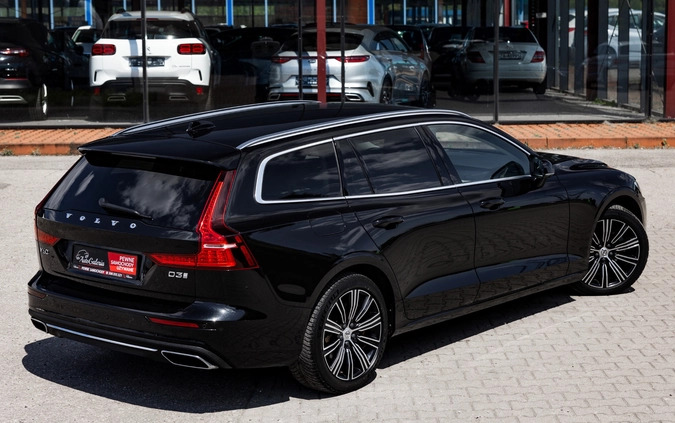Volvo V60 cena 86900 przebieg: 130086, rok produkcji 2018 z Swarzędz małe 781